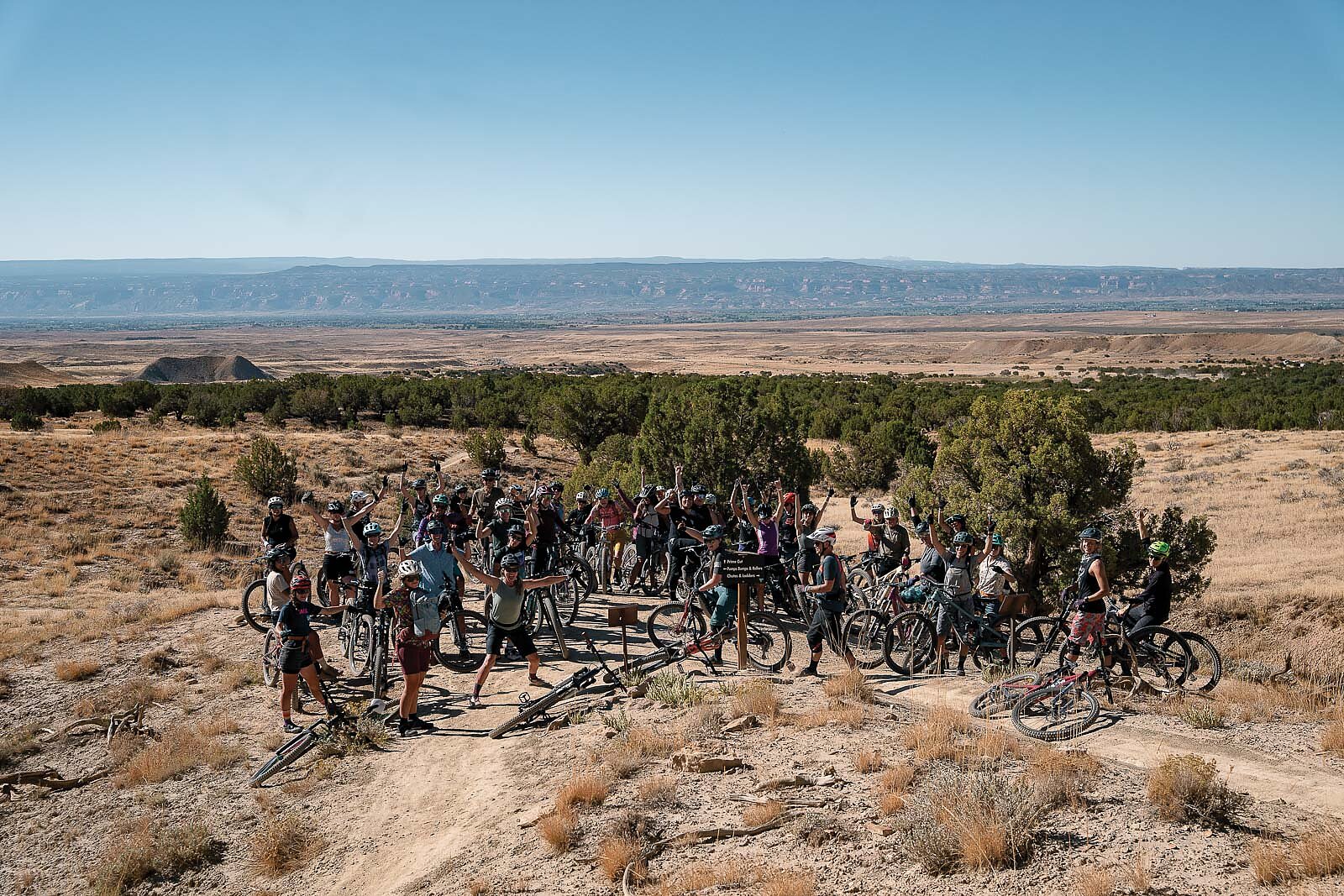 We're still unpacking the incredible memories we made at this year's  @thisisroam in Fruita, CO 🚵 Thank you @thisisroam for allowing us to …