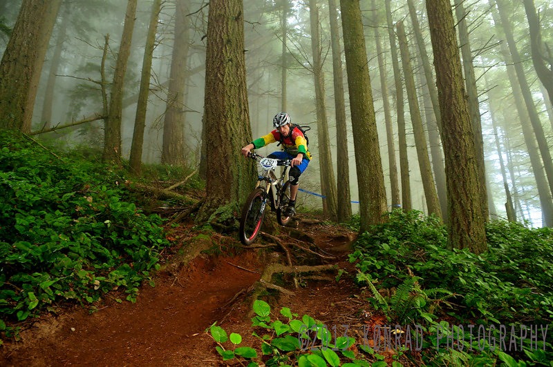 Seth Burke makes easy work of this root section at the 2013 Cascadia Dirt Cup Be