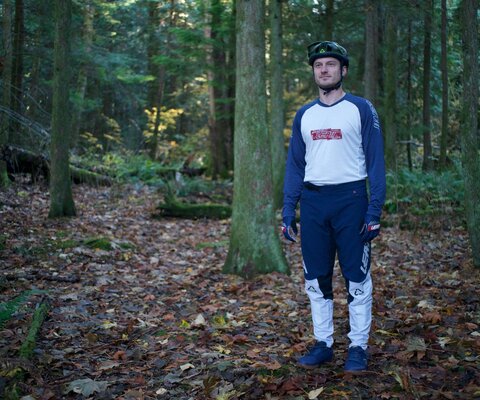 2020 marks Leatt’s introduction of head-to-toe mountain bike apparel that even includes shoes.