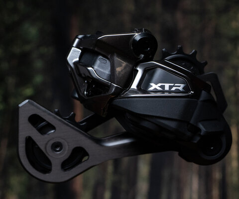 Shimano's new XTR drivetrain is lightweight, race-focused, and doesn't have wires or cables.
