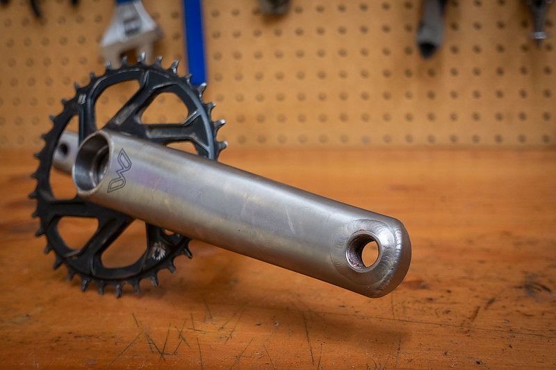 Titanium cranks hot sale mtb