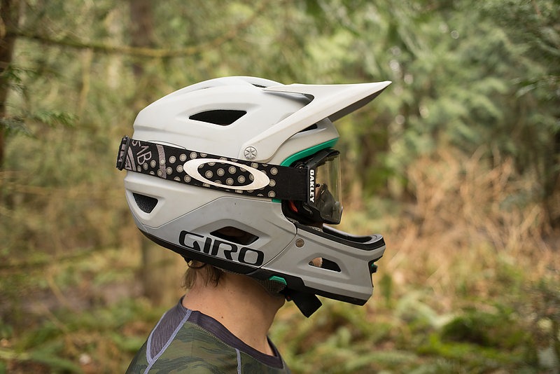 Switchblade giro clearance helmet